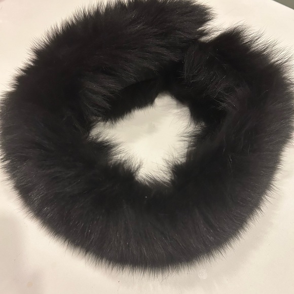 Black fur headband - Picture 3 of 4